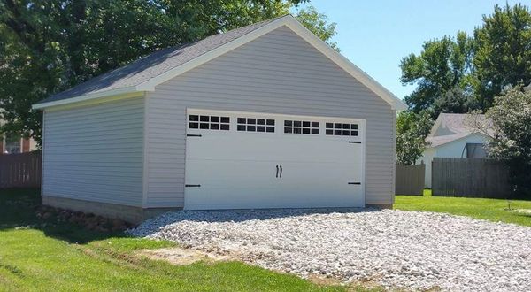 Germantown Hills garage